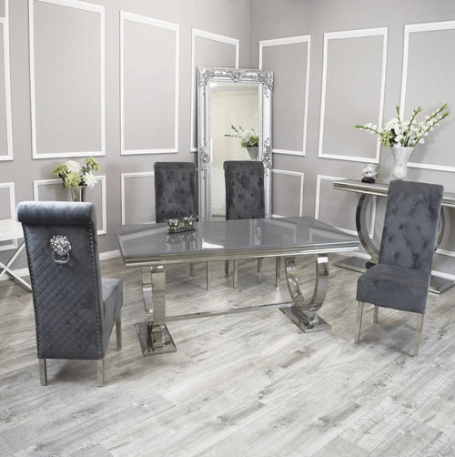 The Arianna Marble Dining Table With Sofia lion Knocker Dining Chair