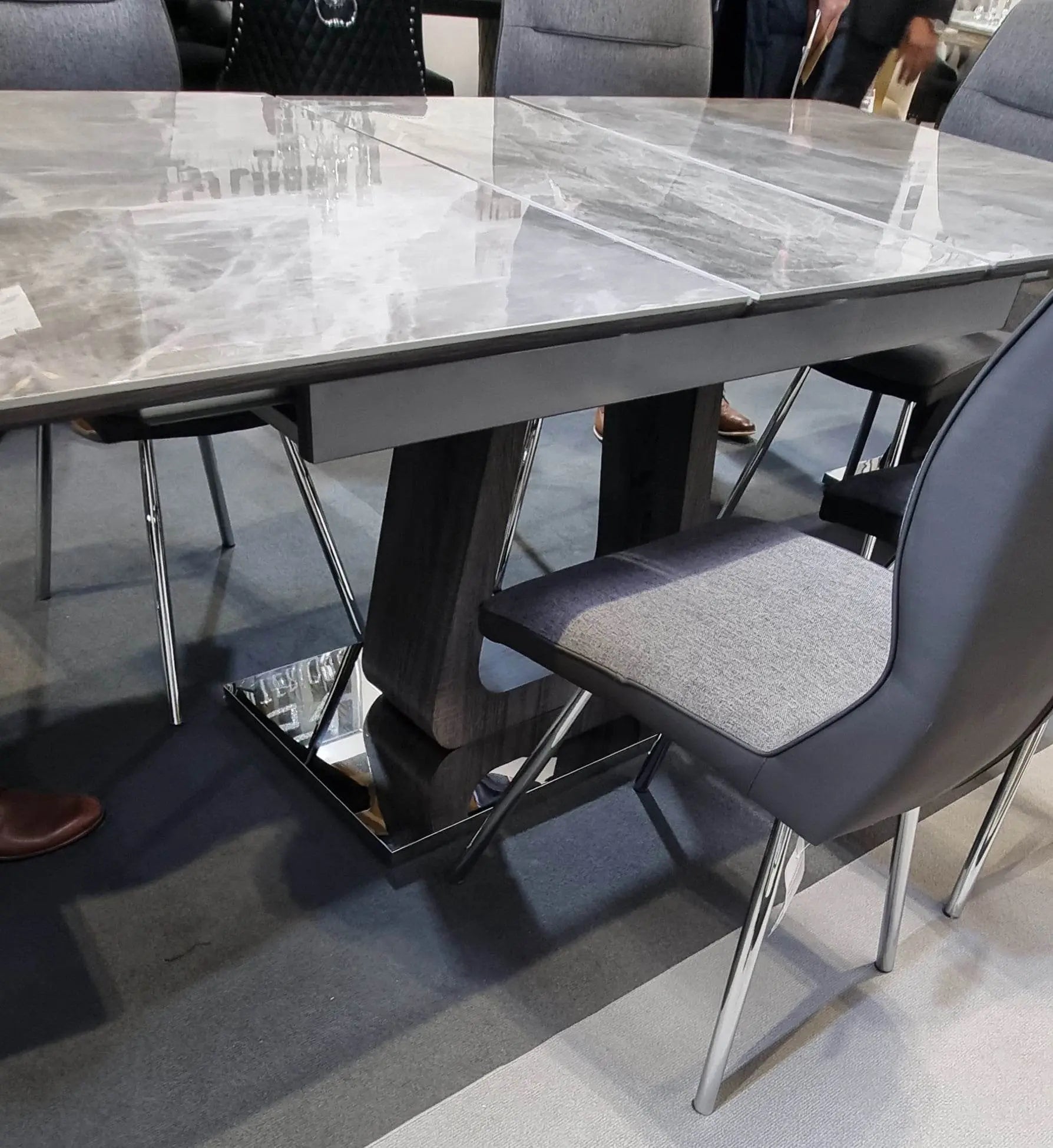 Zermatt Extendable Grey Ceramic Dining Table – 160cm to 200cm